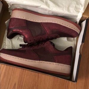 Nike Air Force 1 Low Burgundy Crush